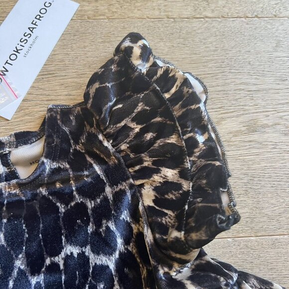 Leopard Velvet Ruffle Dress - Picture 2 of 6